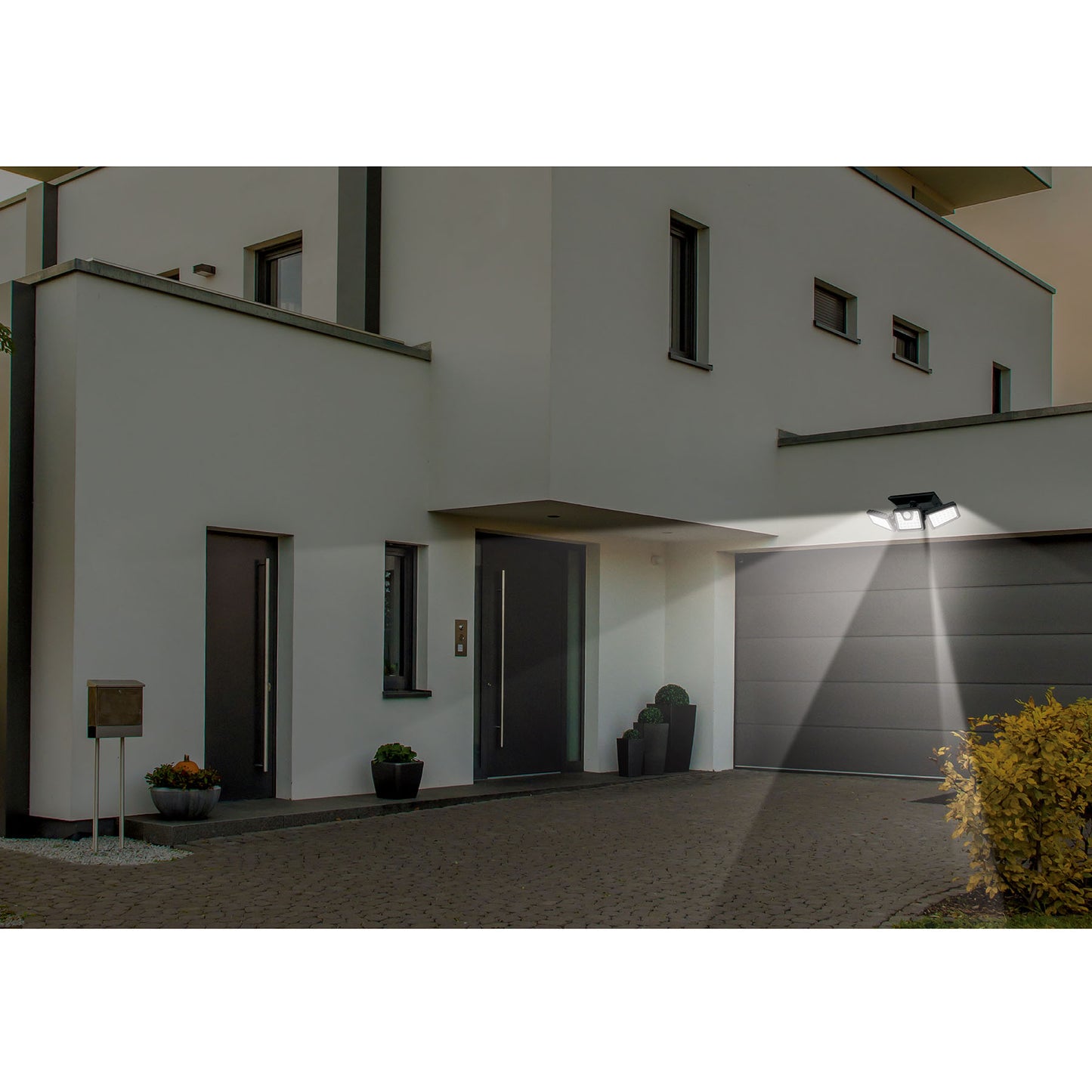 Luminario Solar LED 7 W con sensor de movimiento, Volteck | ARB-801L | 49782